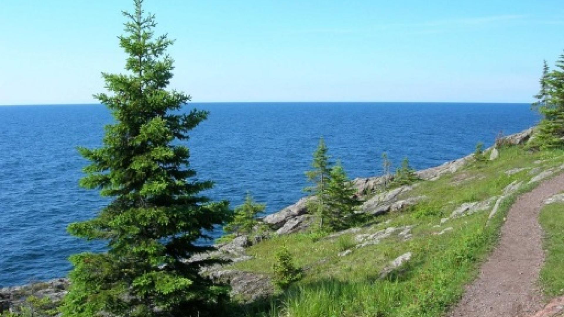 The Lake Superior shoreline